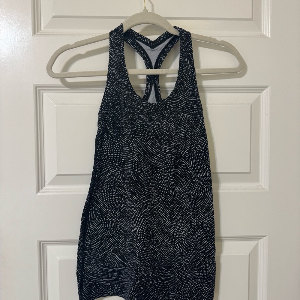 Lululemon tank